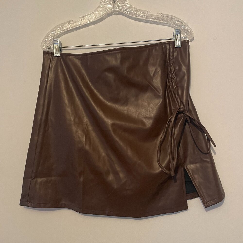 Micas | Brown Drawstring Tie Slit Leather Mini Skirt w/ Shorts - Women's Size XL